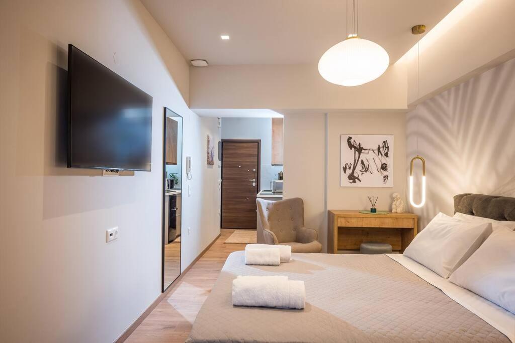 Amalia'S Luxury Apartment 3 Heraklion  Bagian luar foto