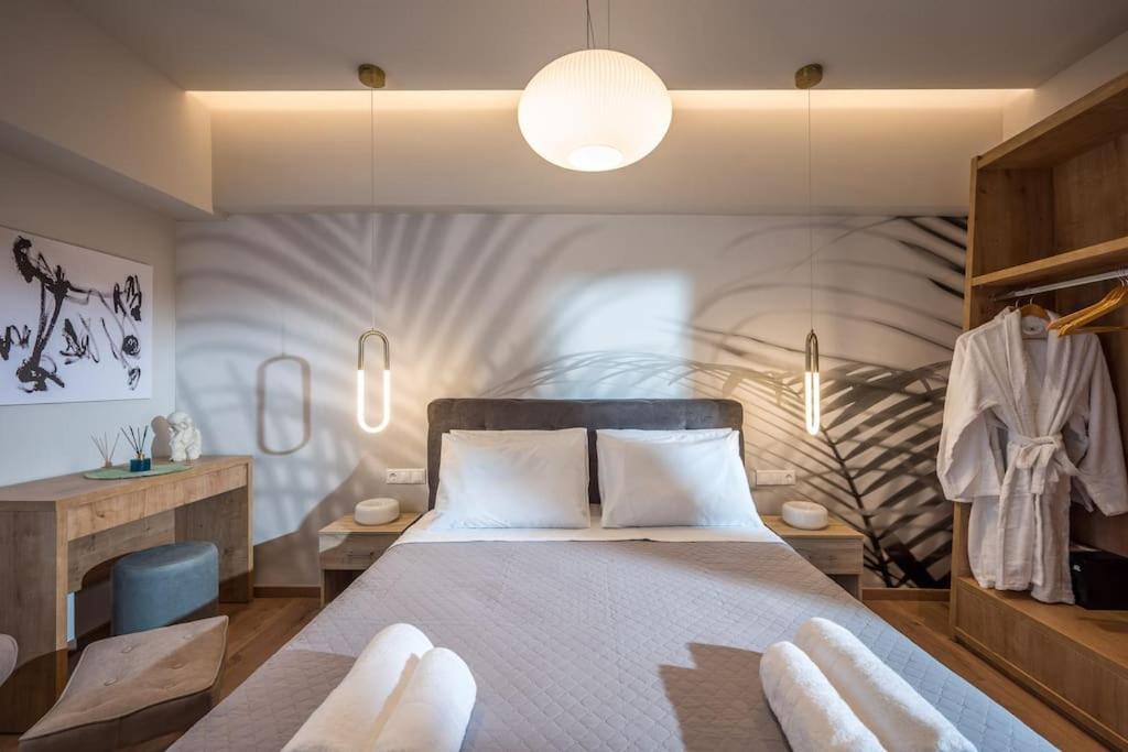 Amalia'S Luxury Apartment 3 Heraklion  Bagian luar foto
